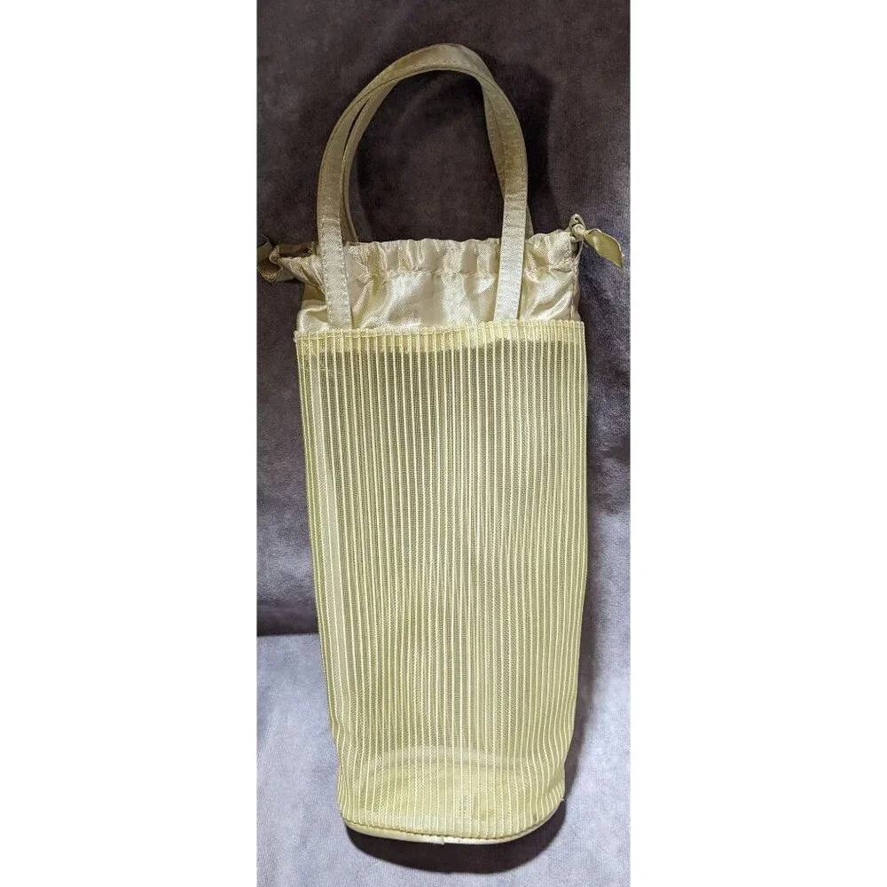 Reusable Ribbed Fabric Wine Gift Bag